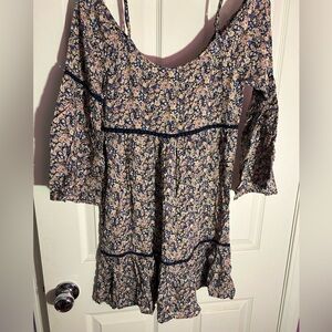 En Creme Pink and Black Ruffled 3/4 Sleeve Tunic